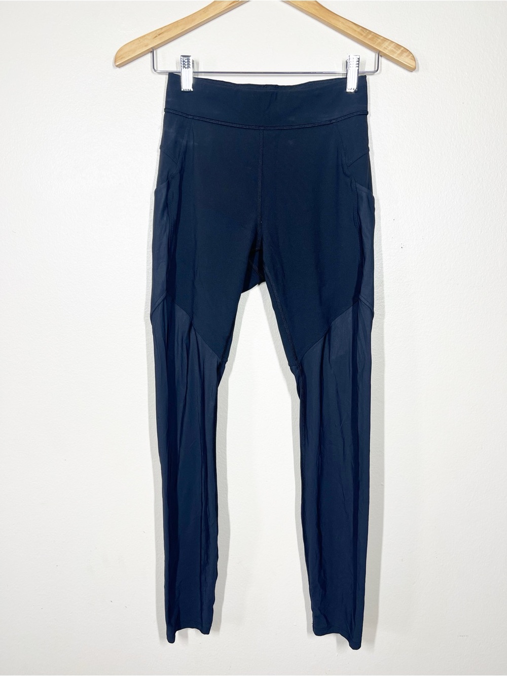Lululemon Women's black High-Waist Performance Leggings